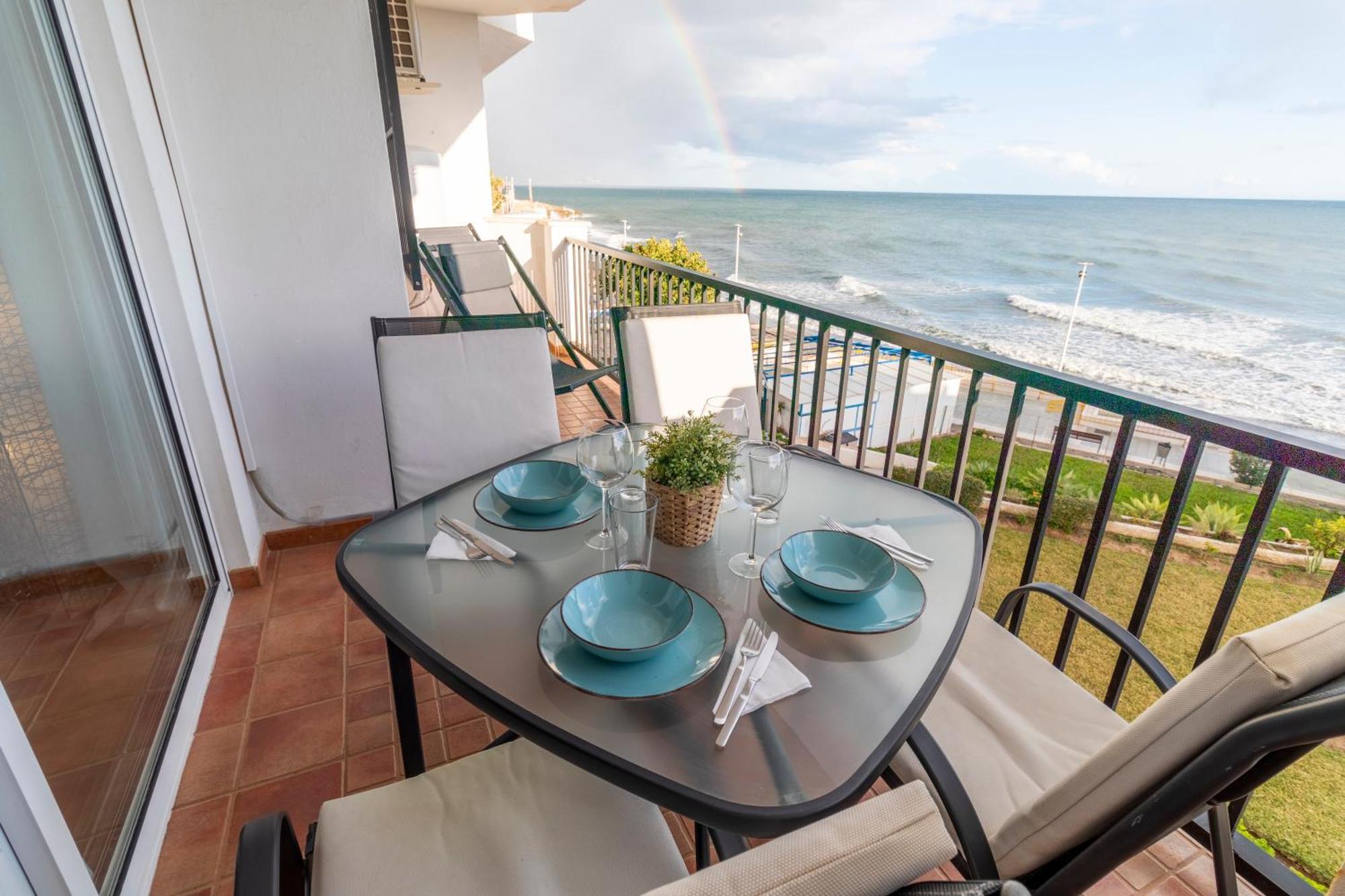 Rentitspain Apartamento Arce 13 Balcon Con Vista Al Mar نيرخا المظهر الخارجي الصورة